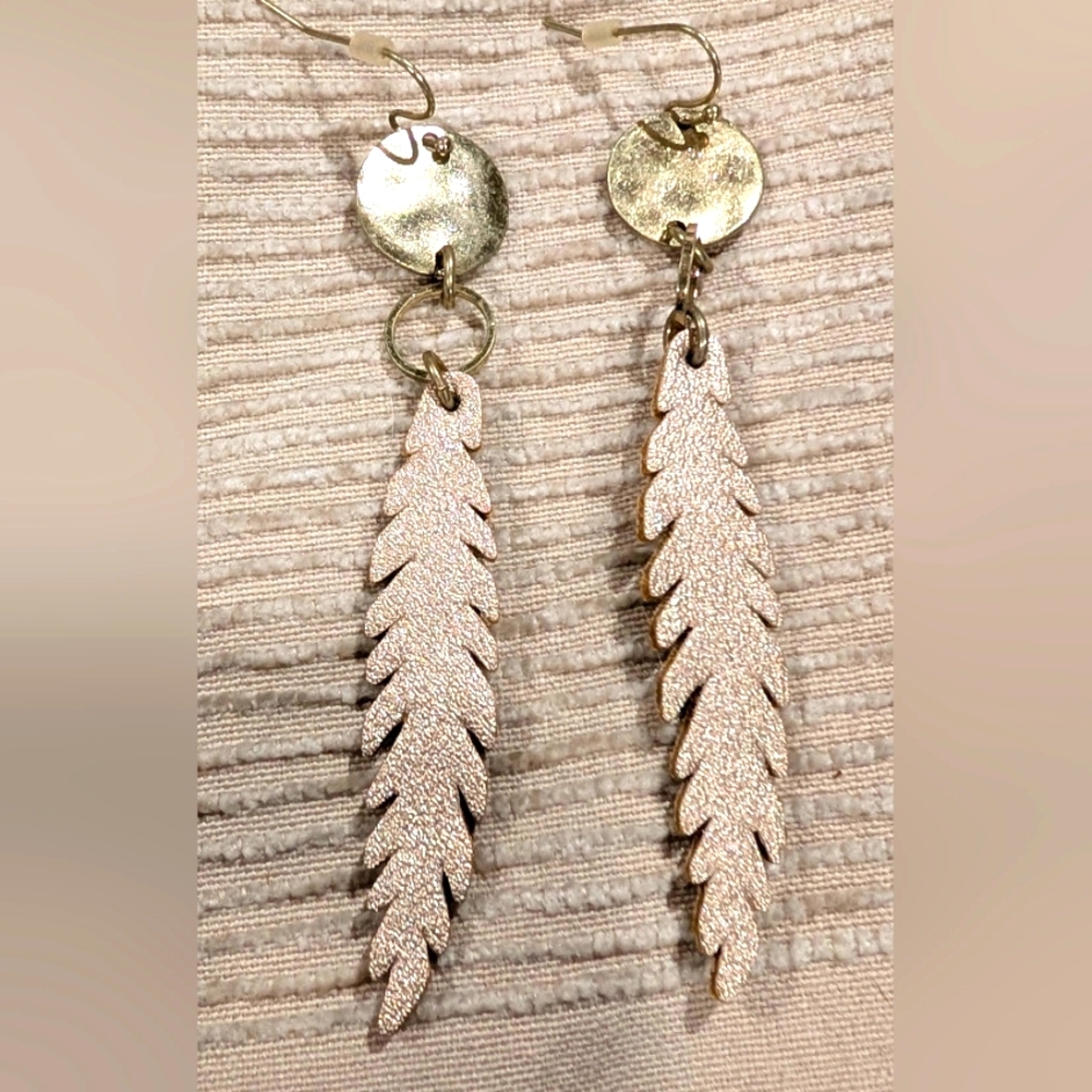 Elegant Gold Leaf Dangle Earrings